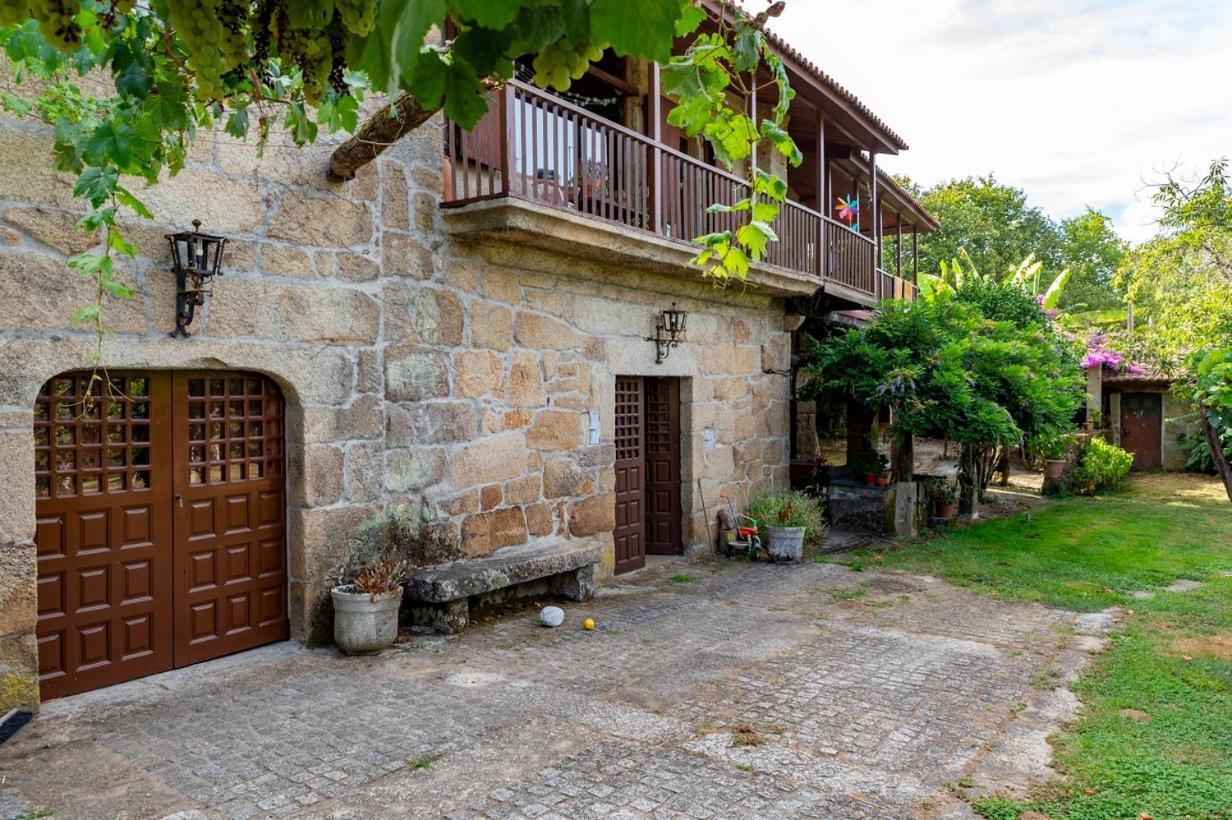 Alouminos Do Ribeiro Apartment Ourense Ngoại thất bức ảnh